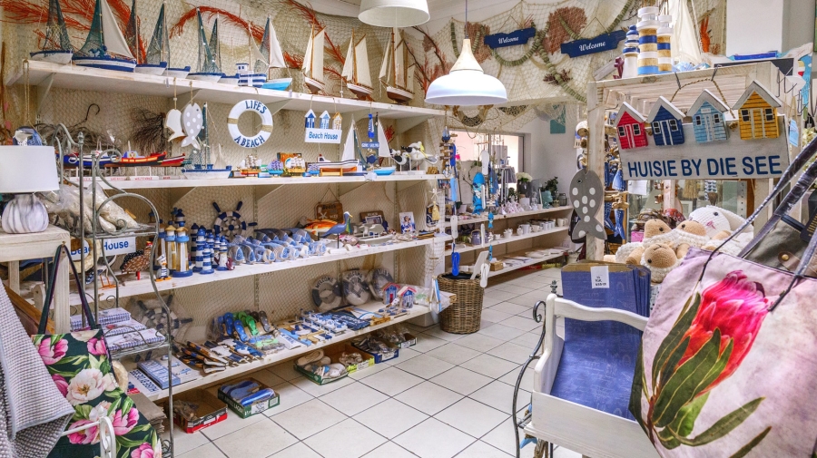 Commercial Property for Sale in Struisbaai Western Cape